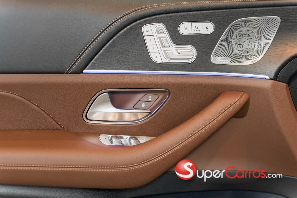 2026 Mercedes-Benz Clase GLS 450 AMG PLUS 4MATIC — foto 9 / 11