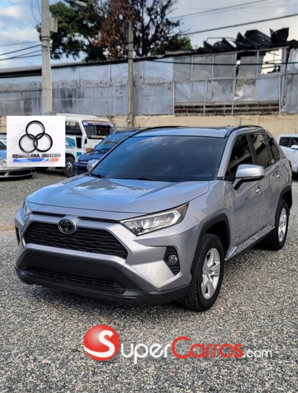 2019 Toyota RAV4 XLE — foto 2 / 12