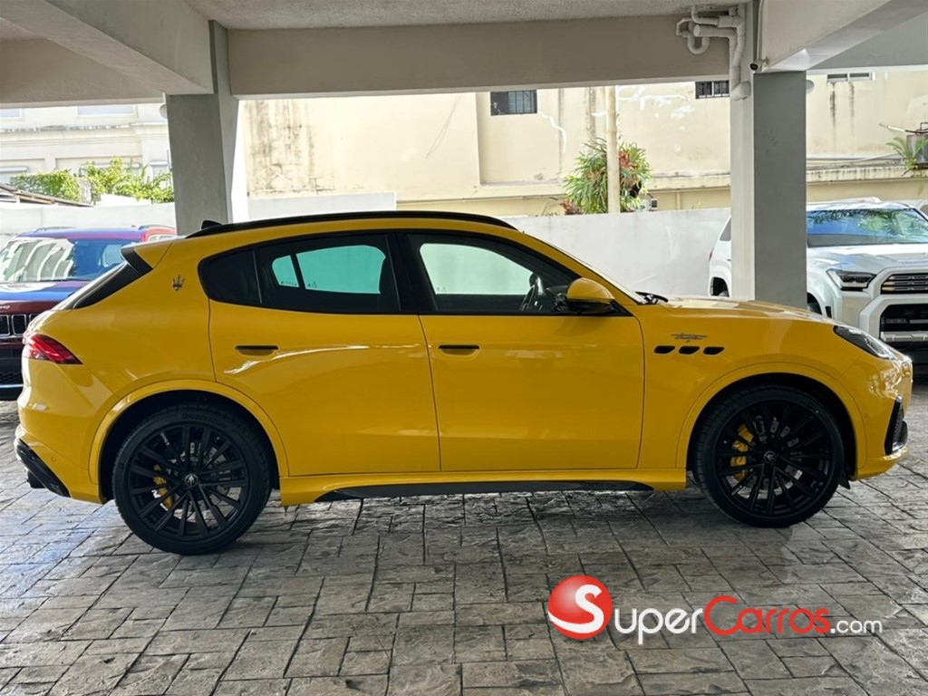 2025 Maserati Grecale Trofeo — foto 3 / 12