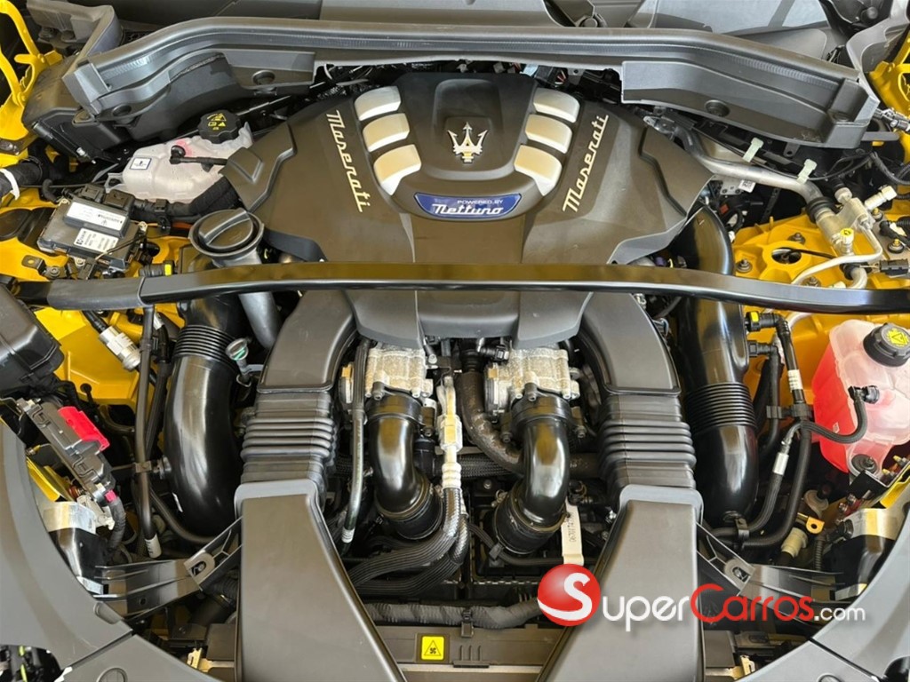2025 Maserati Grecale Trofeo — foto 12 / 12