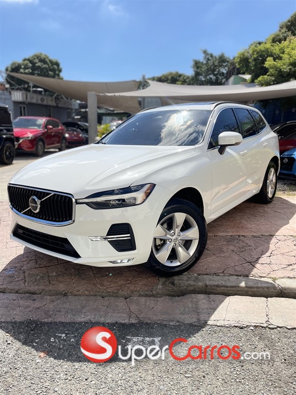 2022 Volvo XC60 B5 PLUS