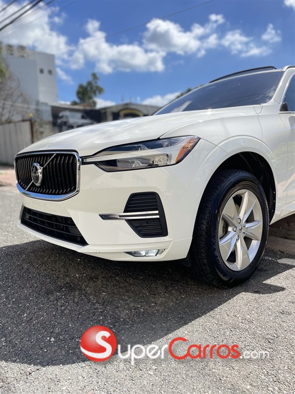 2022 Volvo XC60 B5 PLUS — foto 3 / 12