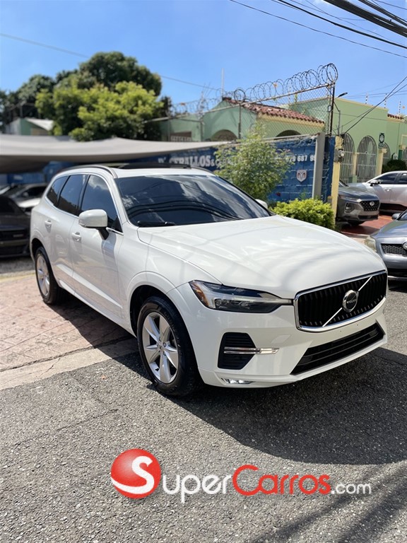2022 Volvo XC60 B5 PLUS — foto 5 / 12