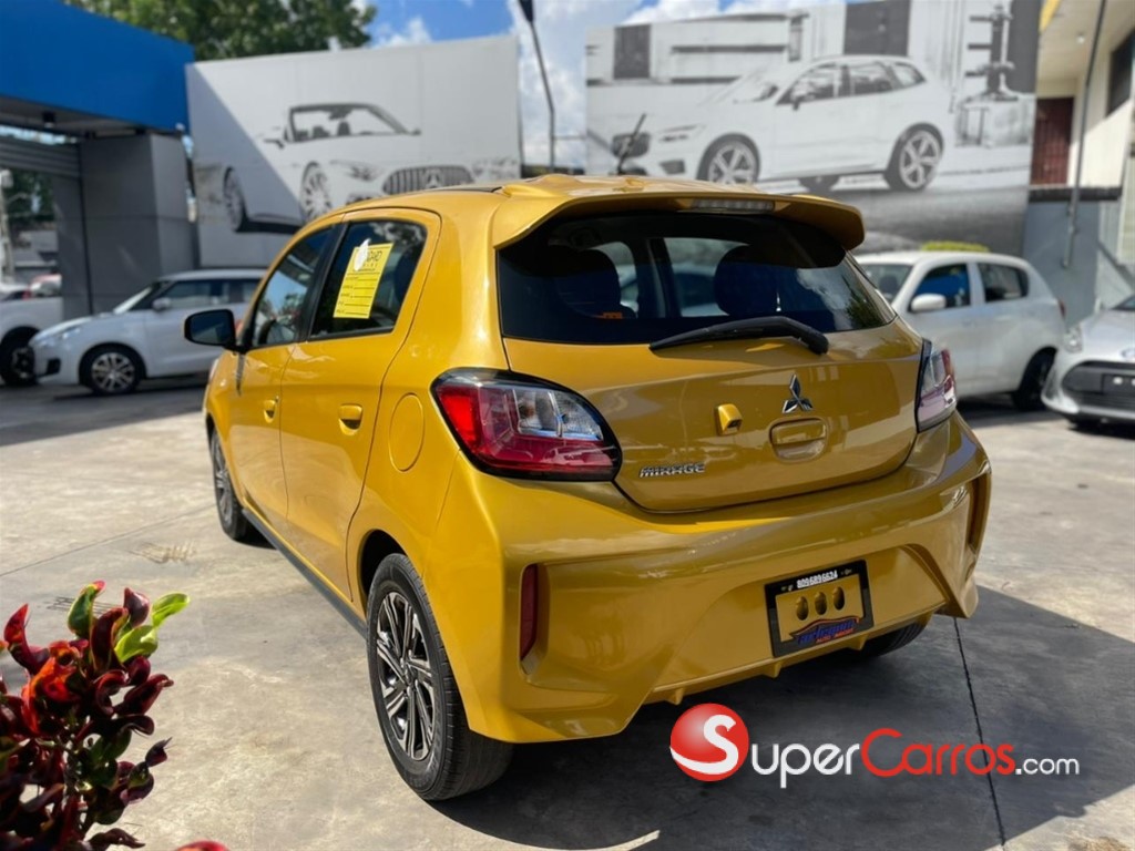 2022 Mitsubishi Motors Mirage ES — foto 3 / 11