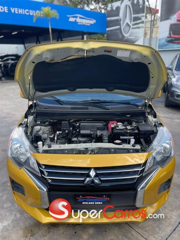 2022 Mitsubishi Motors Mirage ES — foto 4 / 11