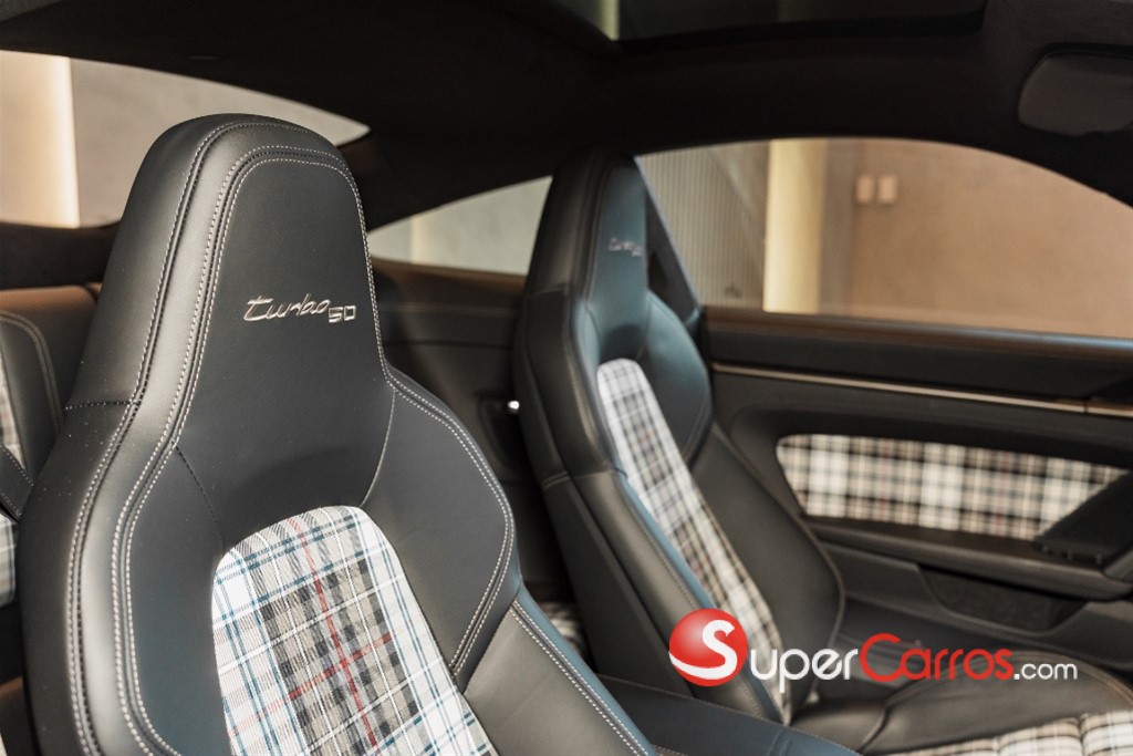 2025 Porsche 911 Turbo 50 Aniversario — foto 10 / 12