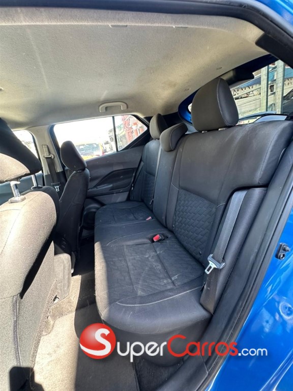 2021 Nissan Kicks SV — foto 5 / 10