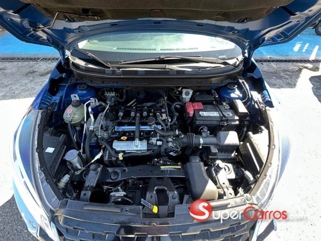 2021 Nissan Kicks SV — foto 9 / 10