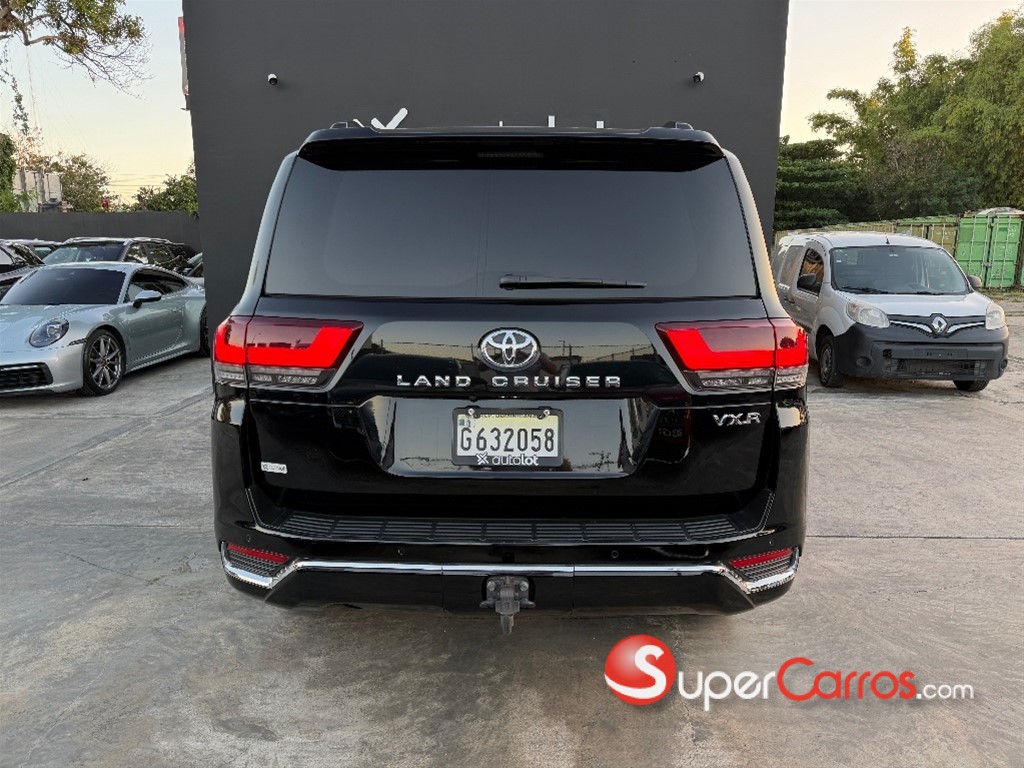 2023 Toyota Land Cruiser 70 ANIVERSARIO — foto 3 / 9