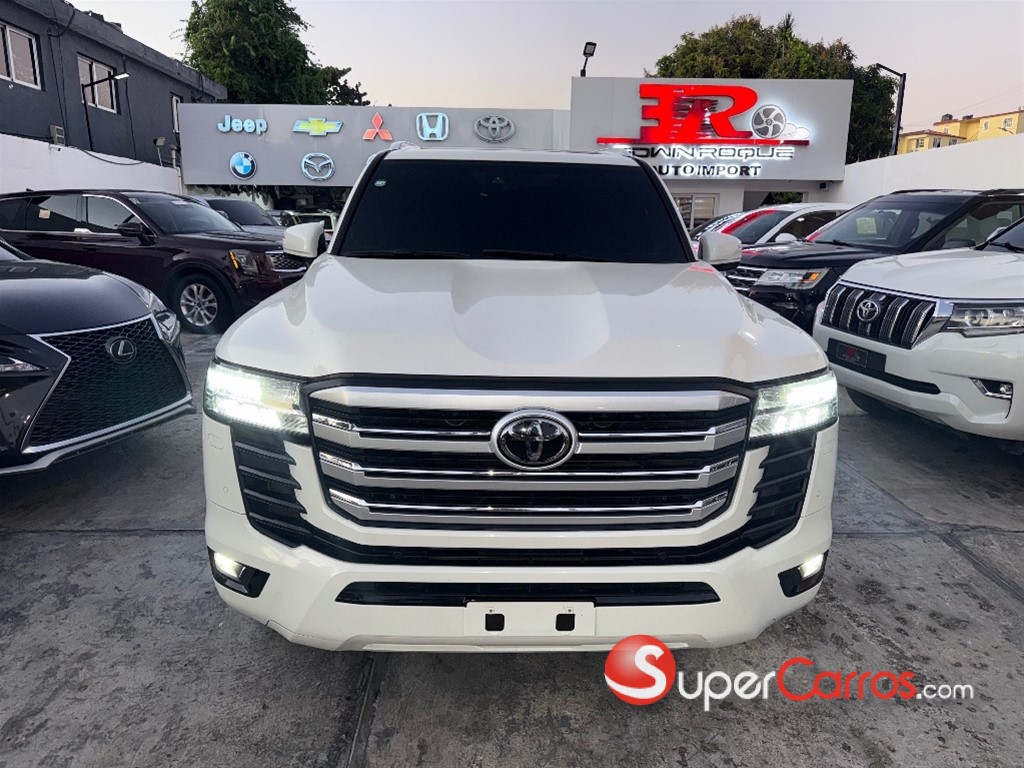 2022 Toyota Land Cruiser 300 — foto 4 / 8