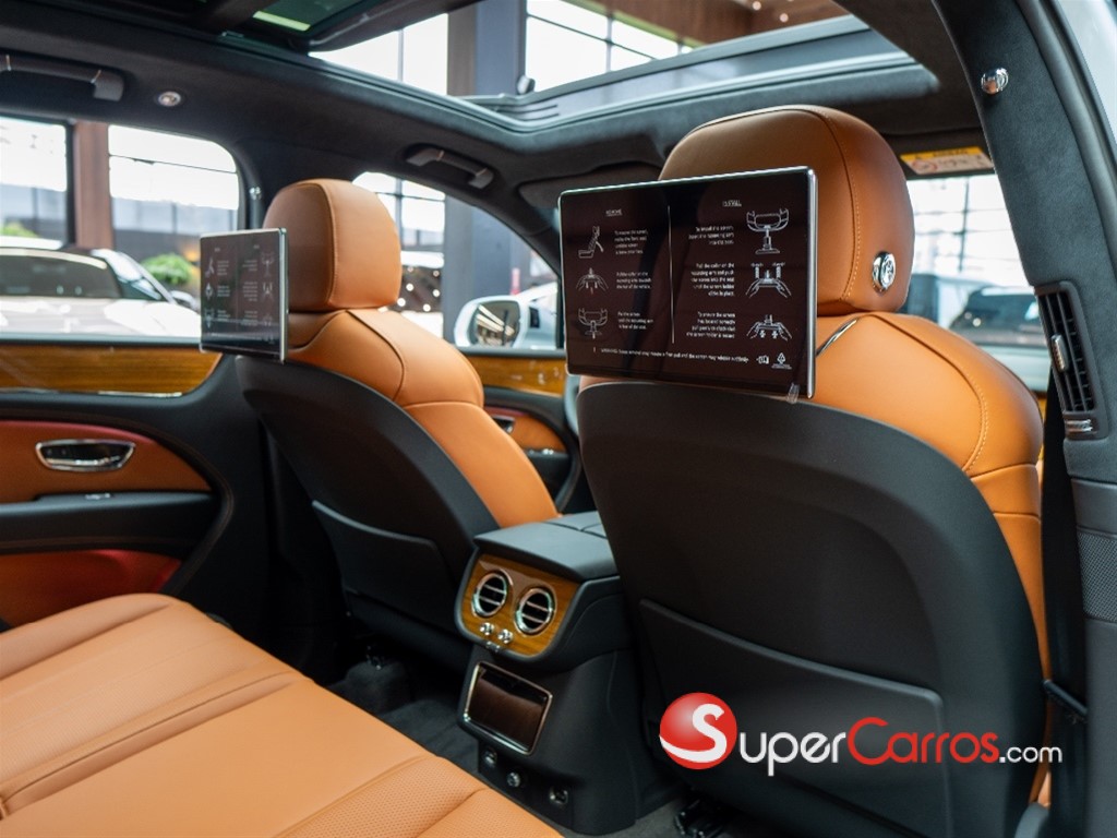 2024 Bentley Bentayga — foto 10 / 12