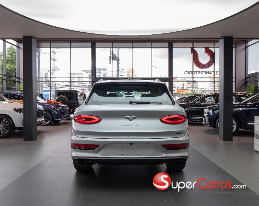 2024 Bentley Bentayga — foto 12 / 12