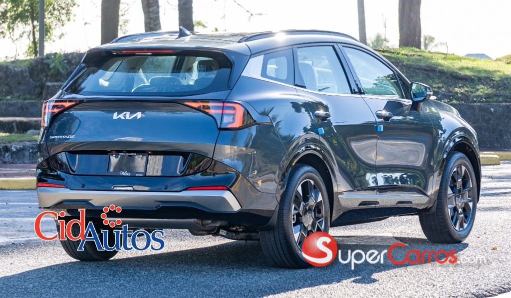 2026 Kia Sportage Luxury — foto 3 / 12