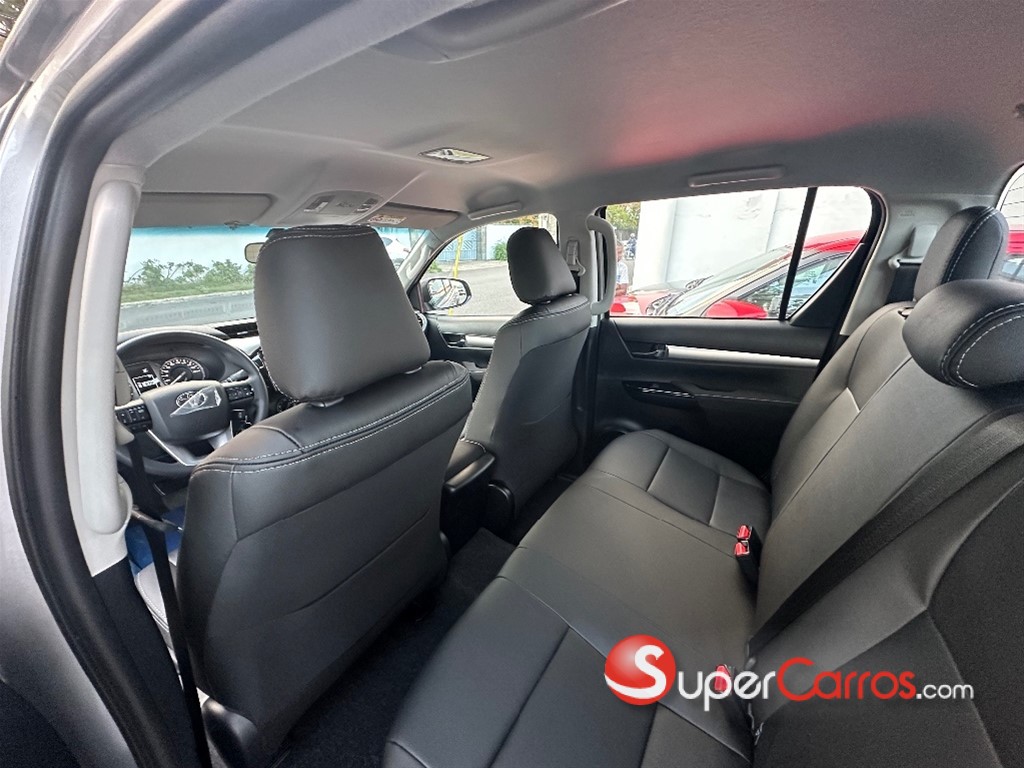 2026 Toyota Hilux 2.4 — foto 8 / 8