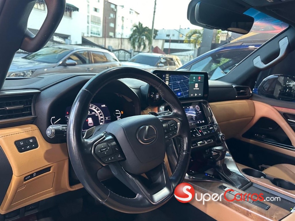 2022 Lexus LX 600 Premium — foto 8 / 12
