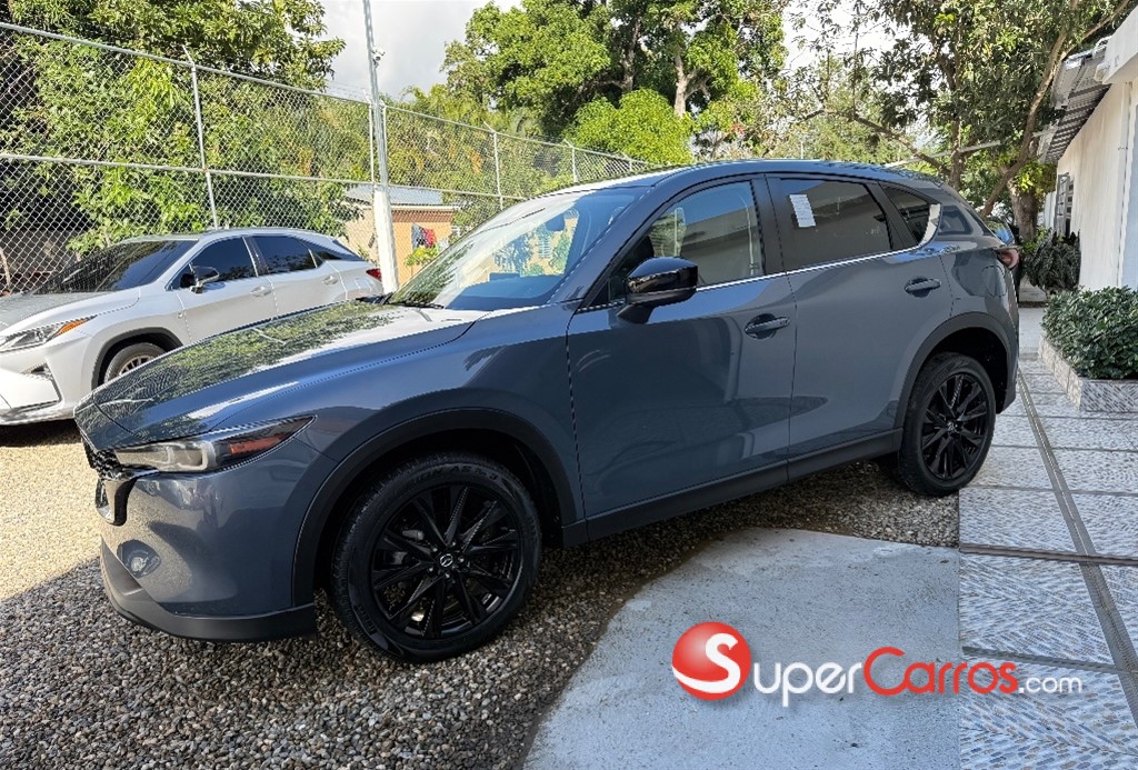 2022 Mazda CX-5 Carbon Edition — foto 2 / 7