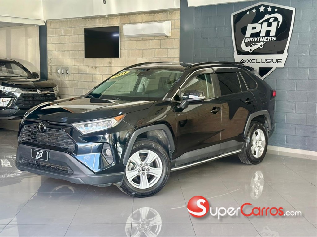 2021 Toyota RAV4 XLE