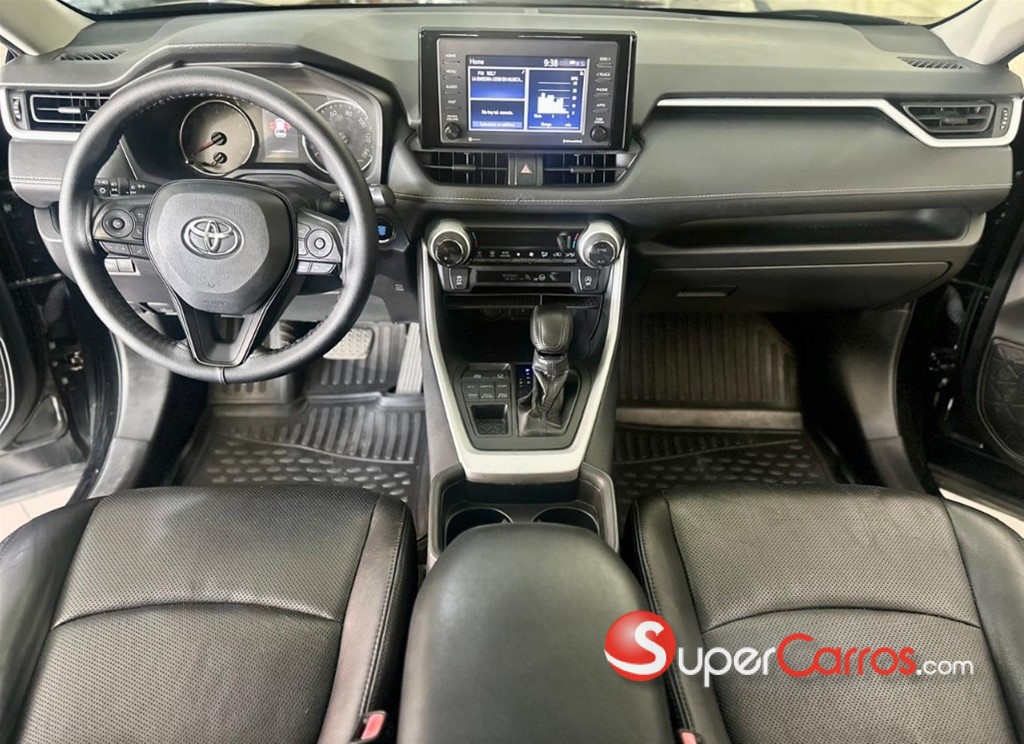2021 Toyota RAV4 XLE — foto 8 / 12