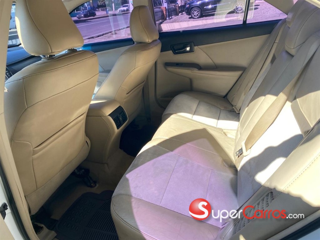2012 Toyota Camry XLE Hybrid — foto 10 / 10