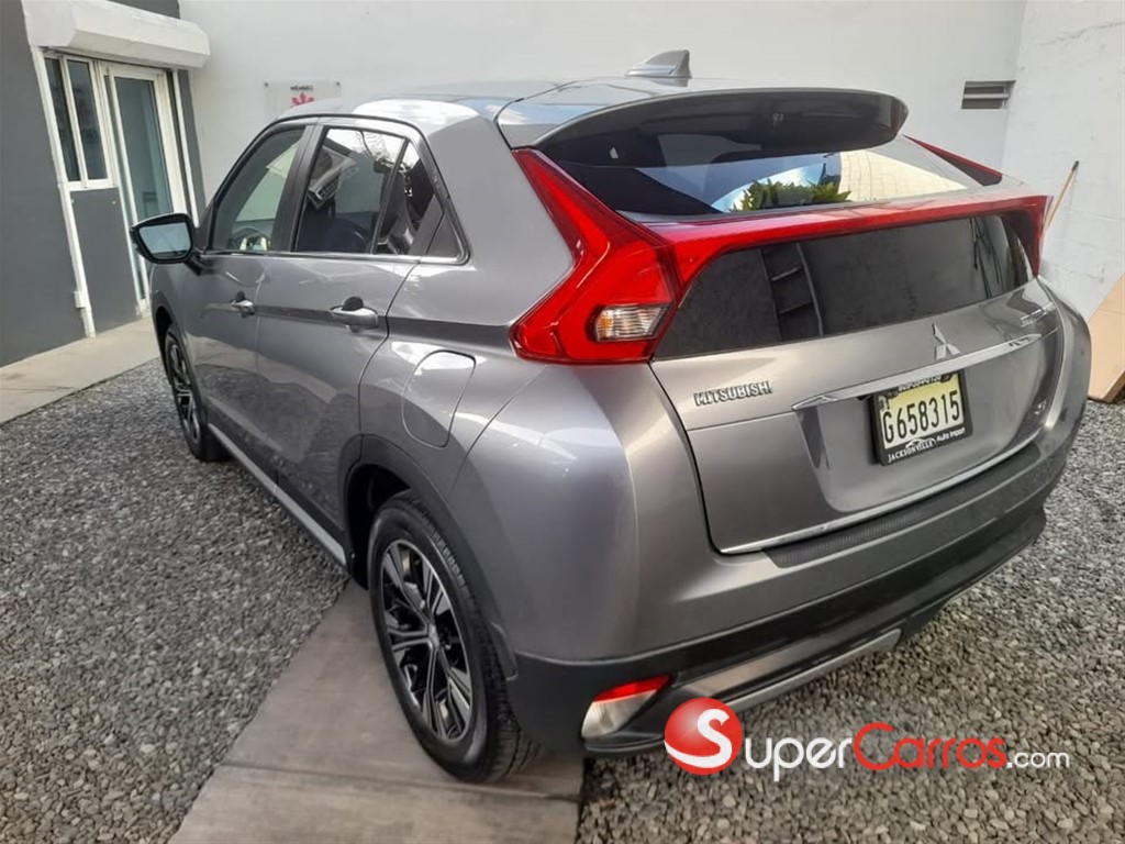 2018 Mitsubishi Motors Eclipse Cross — foto 8 / 12