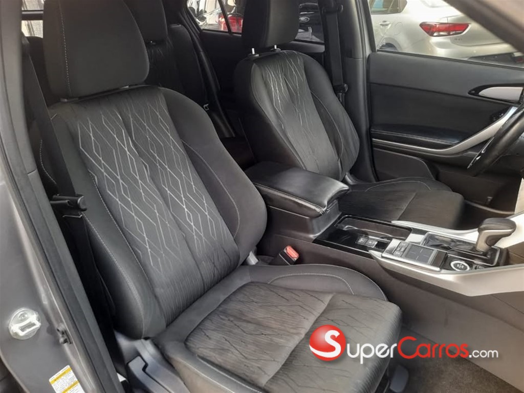 2018 Mitsubishi Motors Eclipse Cross — foto 9 / 12
