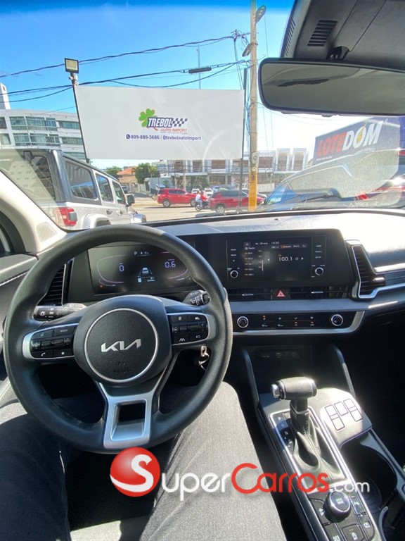 2023 Kia Sportage LX — foto 8 / 9