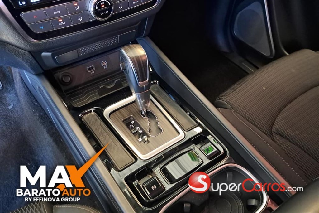 2019 SsangYong Rexton — foto 7 / 11