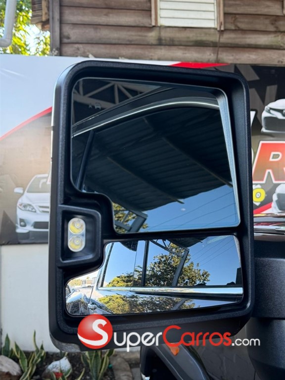 2021 GMC Sierra — foto 11 / 12