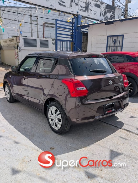 2020 Suzuki Swift — foto 4 / 12
