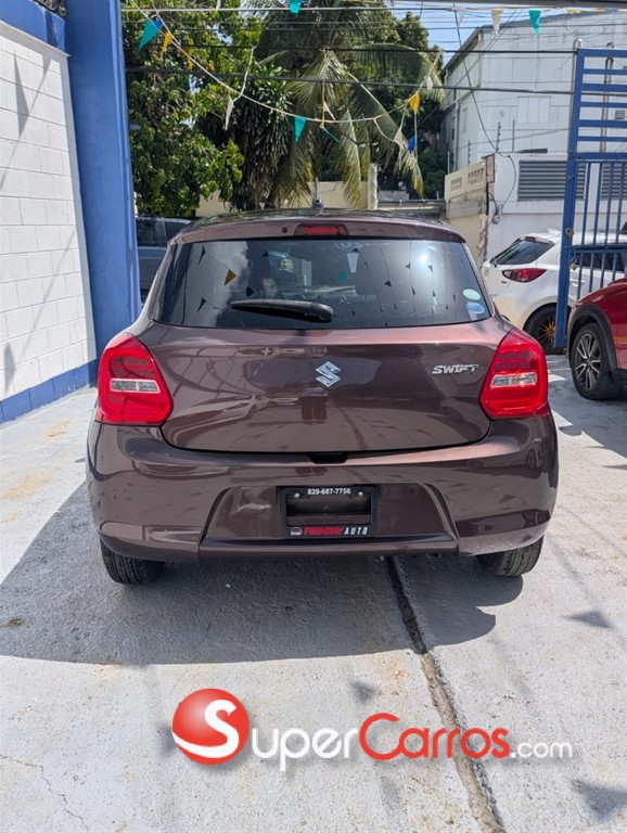 2020 Suzuki Swift — foto 6 / 12
