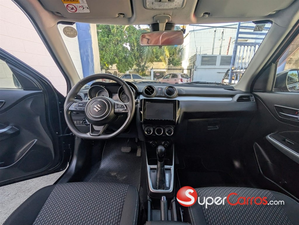 2020 Suzuki Swift RS Sport — foto 10 / 12