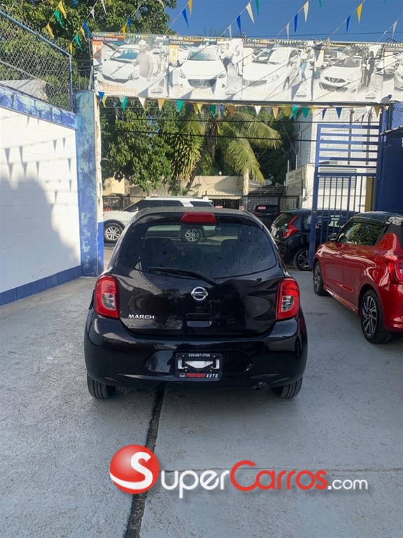 2018 Nissan March — foto 12 / 12
