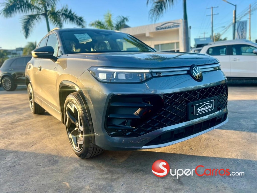 2026 Volkswagen Tiguan R Design — foto 2 / 9