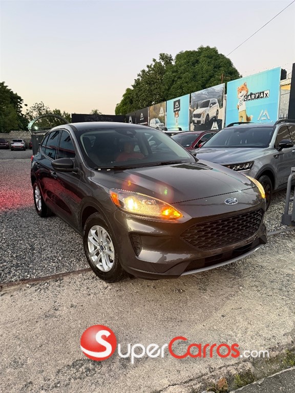 2020 Ford Escape S