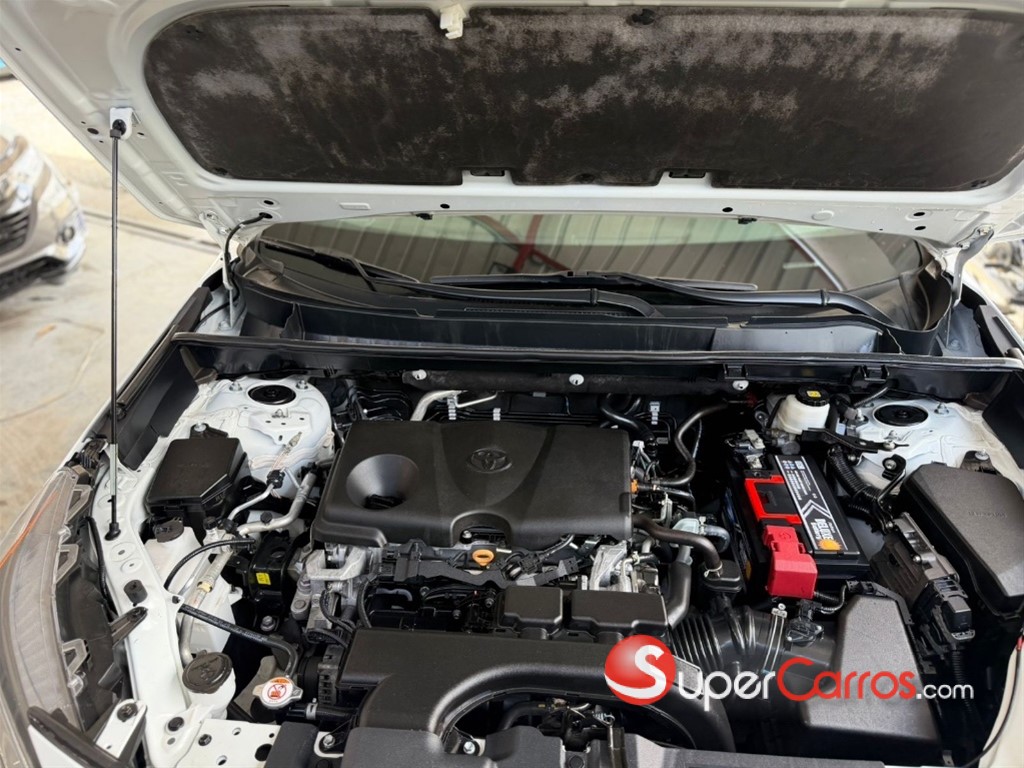 2021 Toyota RAV4 XLE PLUS — foto 12 / 12