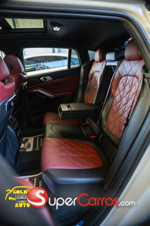 2024 BMW X 6 — foto 8 / 12