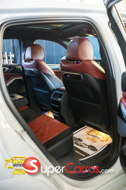 2024 BMW X 6 — foto 10 / 12