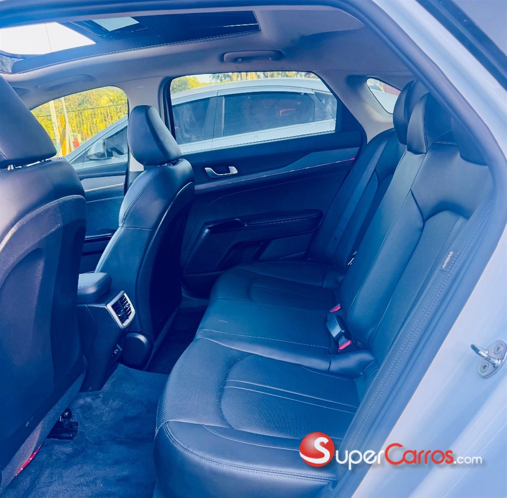 2020 Kia K-5 Prestige — foto 10 / 11
