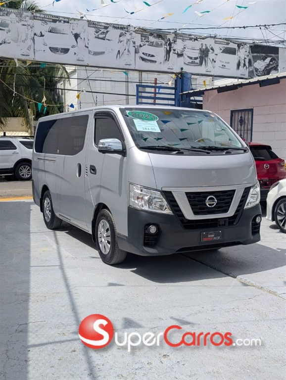 2021 Nissan Caravan — foto 4 / 12