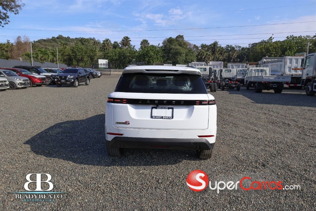 2026 JAECOO J5 — foto 8 / 10