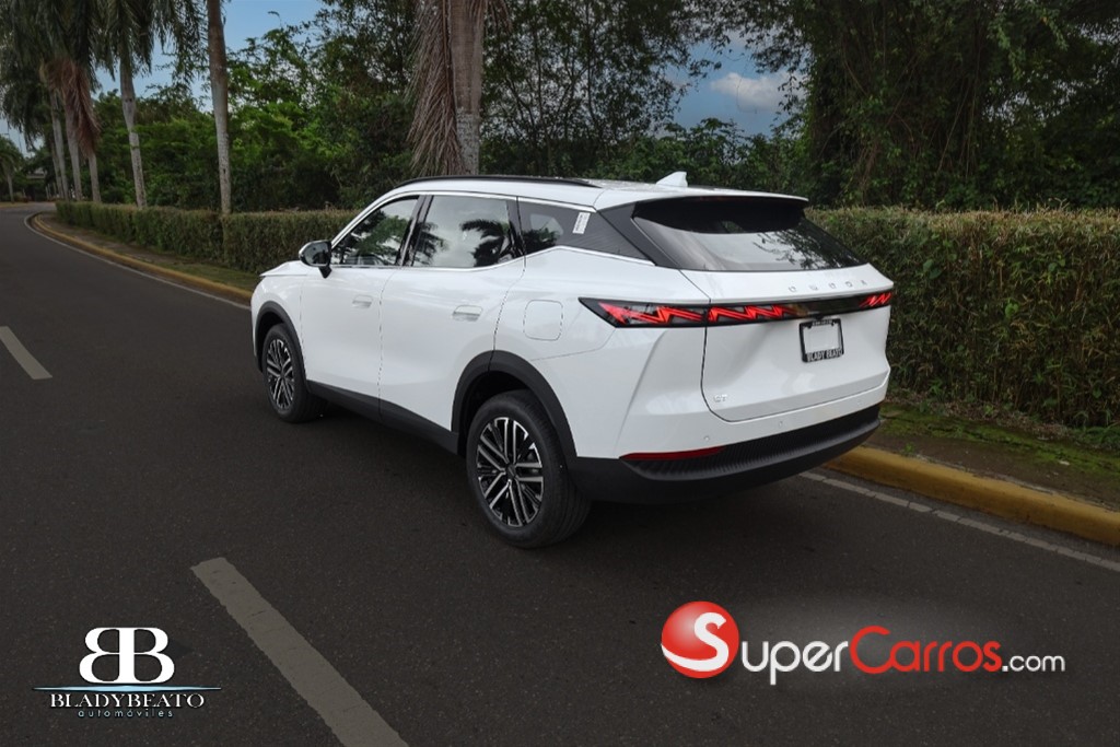 2026 OMODA C7 COMFORT — foto 10 / 11