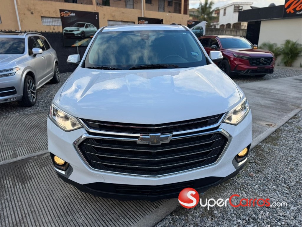 2021 Chevrolet Traverse LT — foto 2 / 10