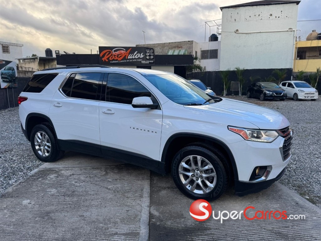 2021 Chevrolet Traverse LT — foto 3 / 10