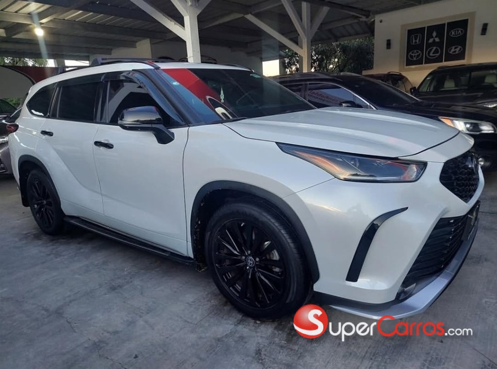 2022 Toyota Highlander XSE — foto 2 / 10