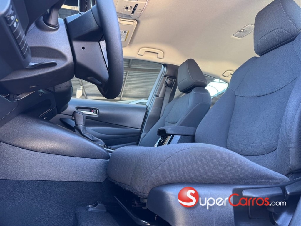 2021 Toyota Corolla LE — foto 6 / 12