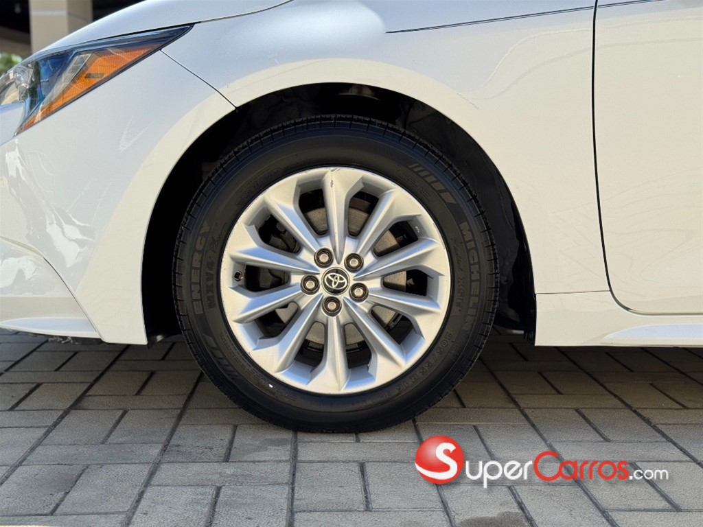 2021 Toyota Corolla LE — foto 11 / 12