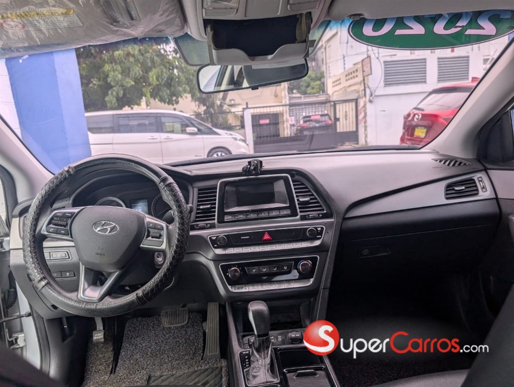 2020 Hyundai Sonata New Rise — foto 9 / 12