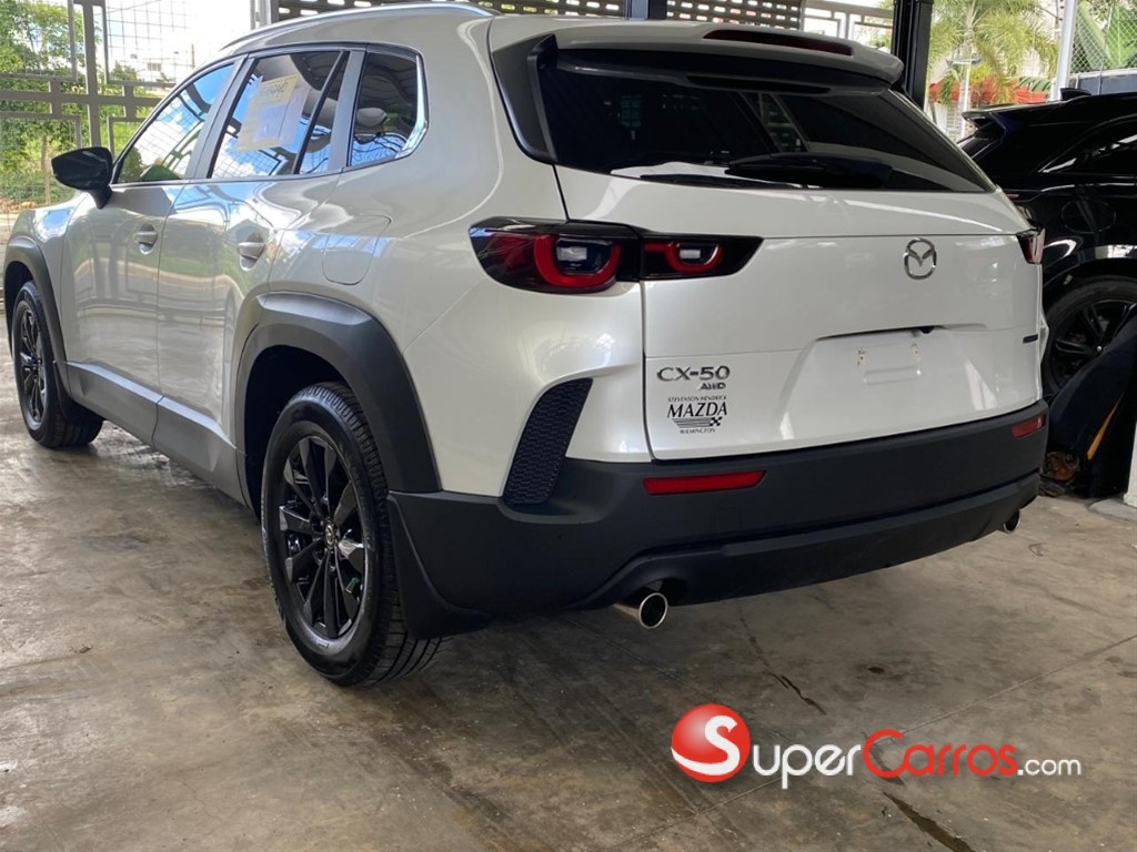 2023 Mazda CX-50 Preferred — foto 5 / 10