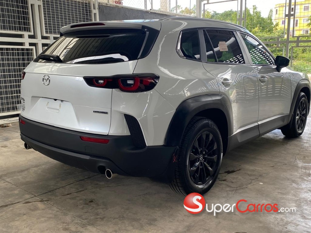 2023 Mazda CX-50 Preferred — foto 7 / 10