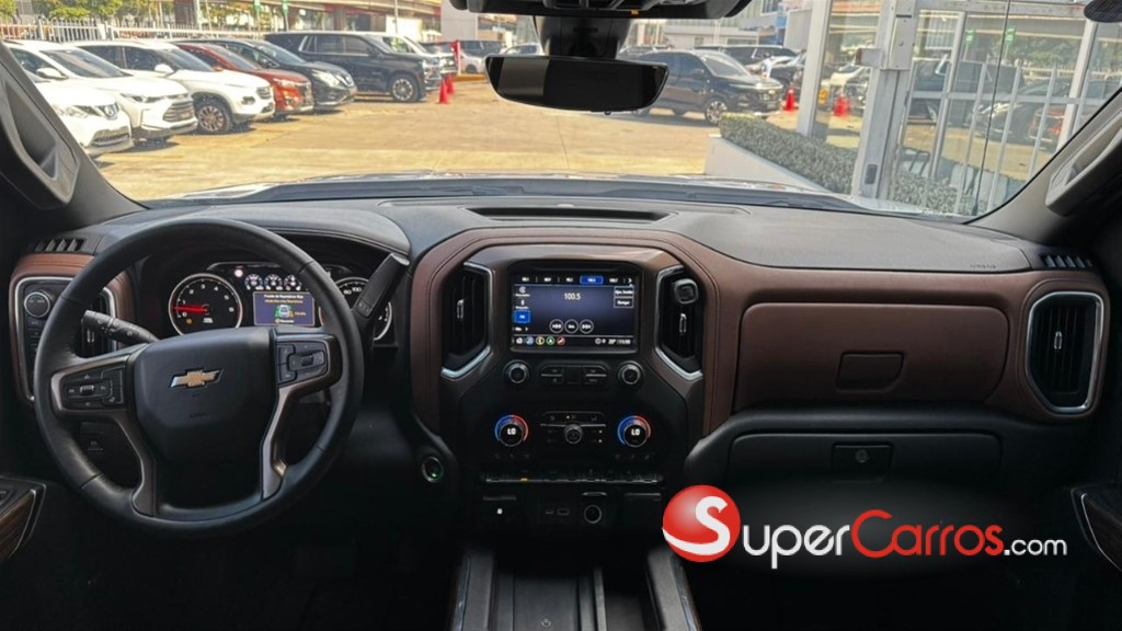 2022 Chevrolet Silverado High Country — foto 3 / 6